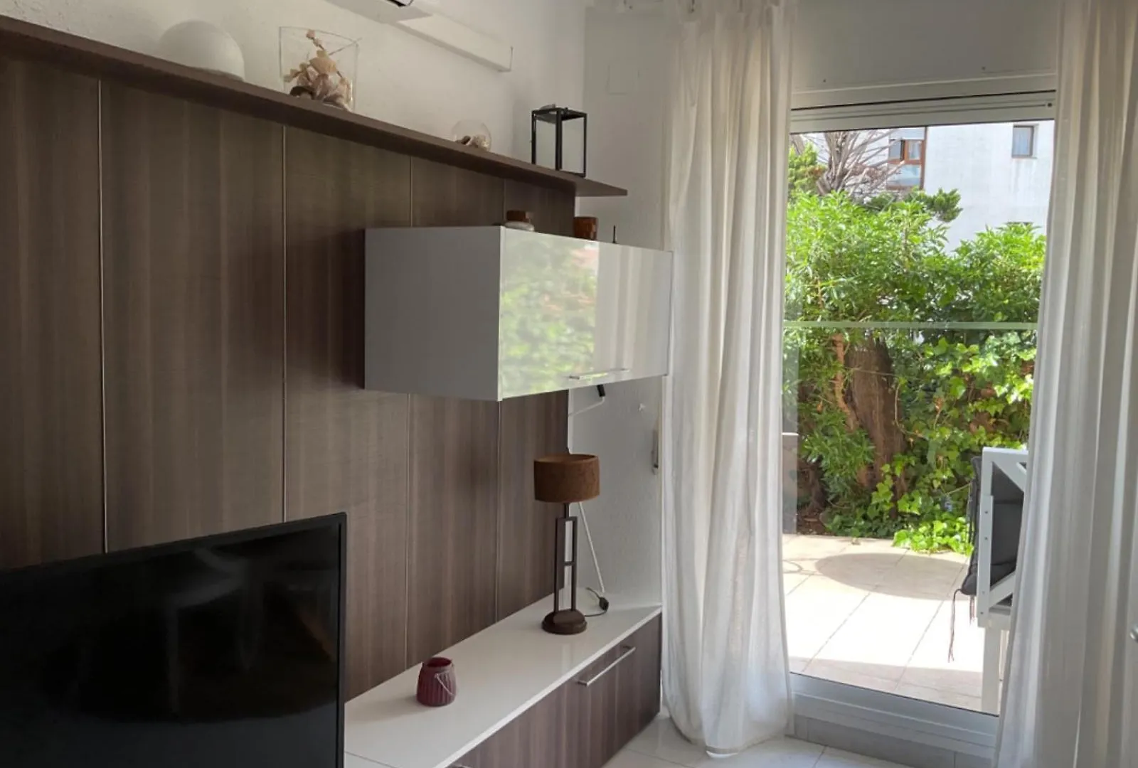 Apartment Apartamento Acacia Hospitalet De L'Infant Spain