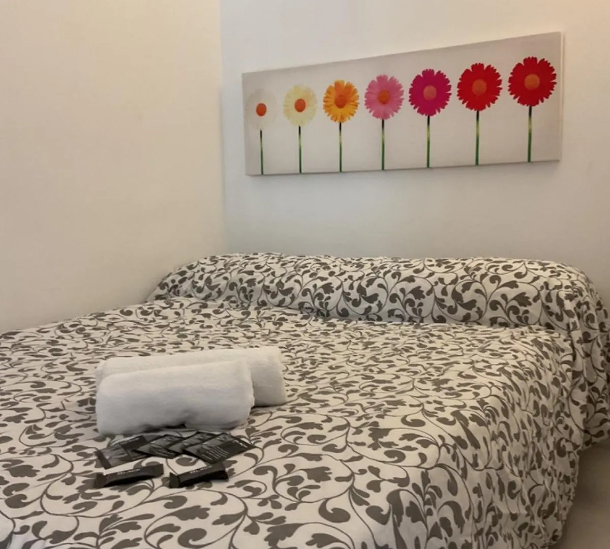 Apartamento Acacia Hospitalet De L'Infant Apartment